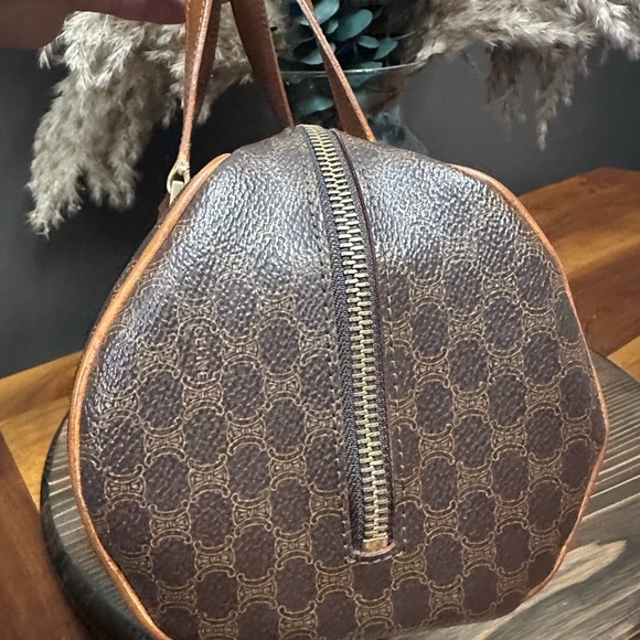 Céline Barrel Macadam Handbag 🤎 - Picture 6 of 16